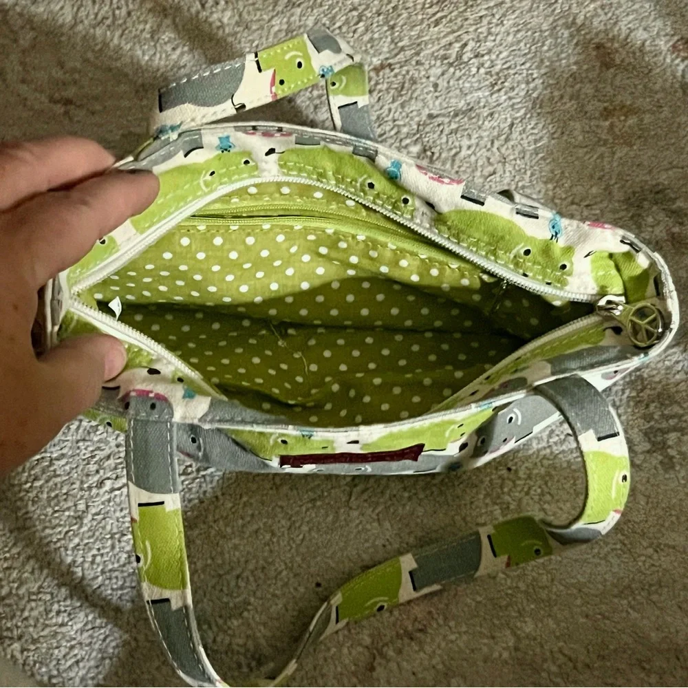 Bungalow 360 Green and Gray Hippo  Mini Tote - Picture 3 of 3